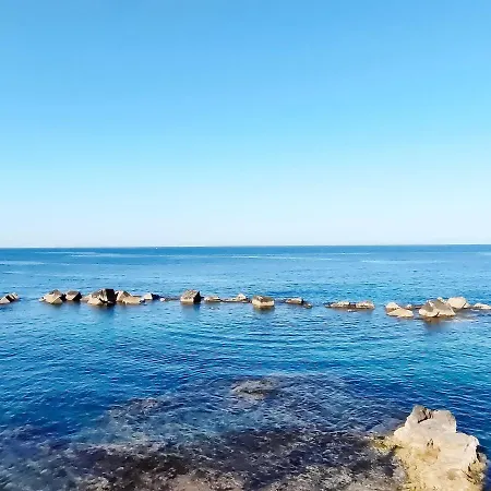 Levante Seaview * Syracuse